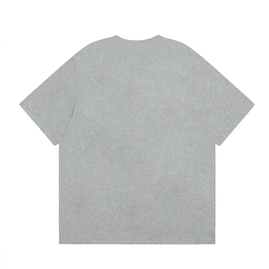 🅿️116 "Top quality" Style number: DS003# (not off the shelves all year round) [Ralph Lauren classic pony embroidered round neck basic short sleeves] ✅Ralph Lauren Ralph Lauren classic basic versatile round neck short sleeves ✅Main supplier platform live broadcast Wholesale entities Replenish when out of stock Not off the shelves ✅ZP quality 1:1 version Scan the code to enter the GF website Z cabinet quality ✅26 pieces of 180g hydrophilic toner 100% cotton fabric, comfortable and soft, strong breathability, high-end, cost-effective, good quality needless to say ✅Restore the original version, the maximum size can be worn up to 210 pounds, loose, comfortable and stress-free ✅Work wear, life wear, suitable for various occasions, must-have recommendation for couples Size: Powder white dark gray blue label light gray white label